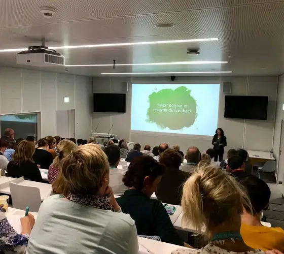 Conférence en entreprise sur la motivation et l'intelligence collective — Elty Coaching
